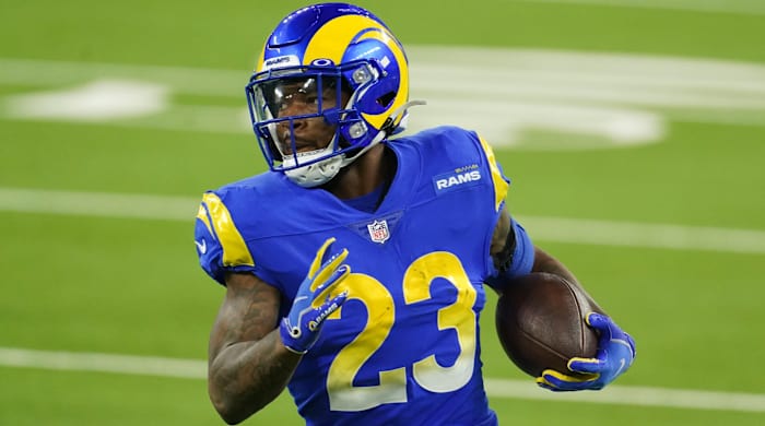 Cam Akers runs the football.